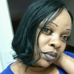 Meet your Posher, Veronica